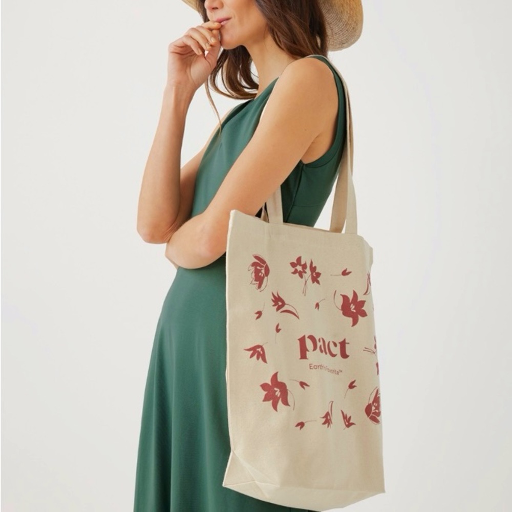 Pact Organic canvas tote